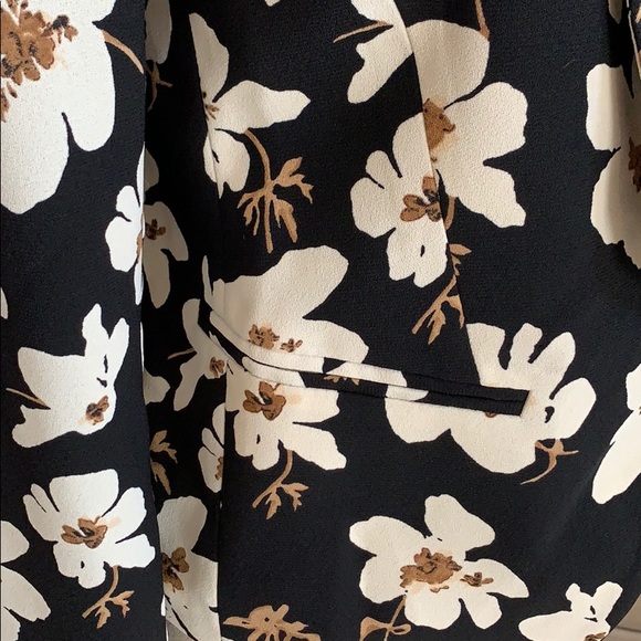 🎉🎉HOST PICK🎉🎉 Best in Jackets Loft Brand Jacket ❤️ - Picture 3 of 4